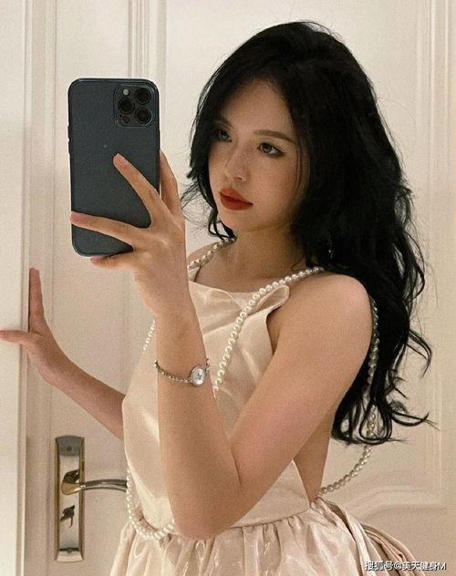 国产女主播福利,揭秘直播界的魅力与机遇 第2张 国产女主播福利,揭秘直播界的魅力与机遇 第2张